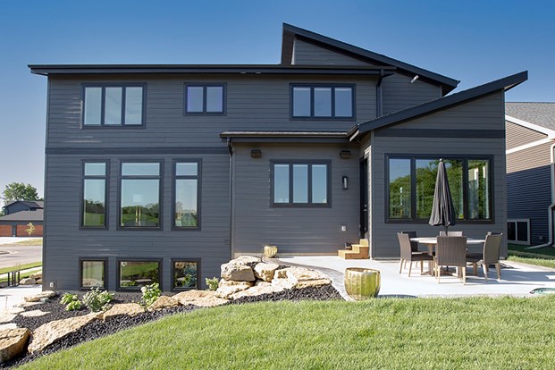 Revamp Your Home's Exterior with Professional Siding Installation: